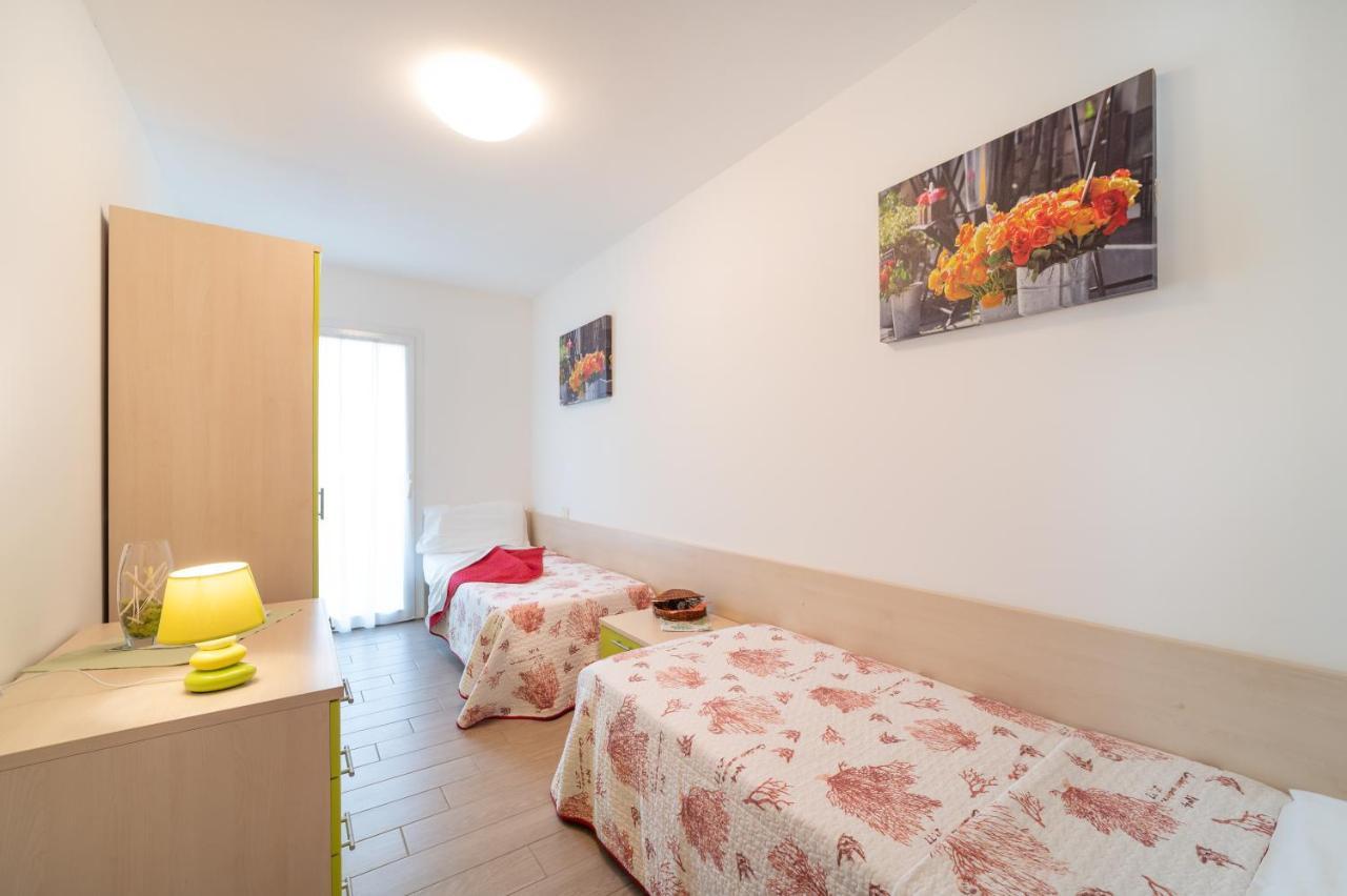 Appartement Residenza Monica à Lignano Sabbiadoro Extérieur photo
